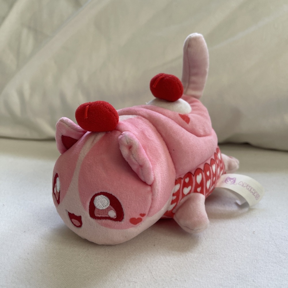 Aphmau Strawberry Shortcake Cat Plush 6 Inch 2022 Pink Hearts Bonkers Toys